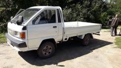 Toyota Town Ace. Продаётся бортовой грузовик Toyota TownAce 4wd, 2 000 куб. см., 1 000 кг.