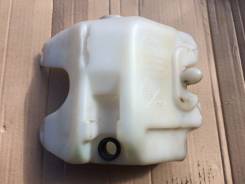Бачок стеклоомывателя. Mazda Demio, DW, DW3W, DW5W Двигатели: B3E, B3ME, B5E, B5ME