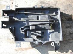 Крепление аккумулятора. Mitsubishi Airtrek, CU2W Двигатель 4G63T