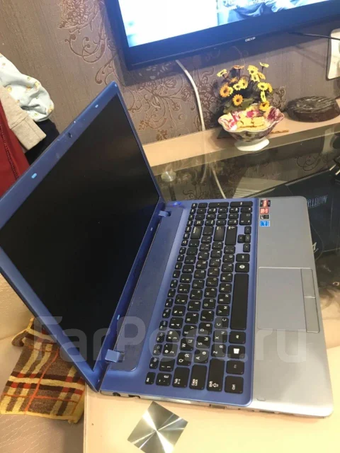 Samsung 355V5C. 15.6", WiFi: 1, Bluetooth: 1 ����