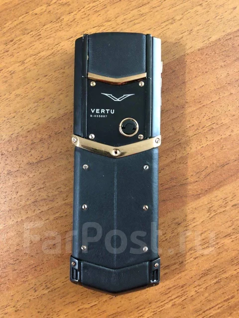 Vertu Signature. �/�, ������ ����