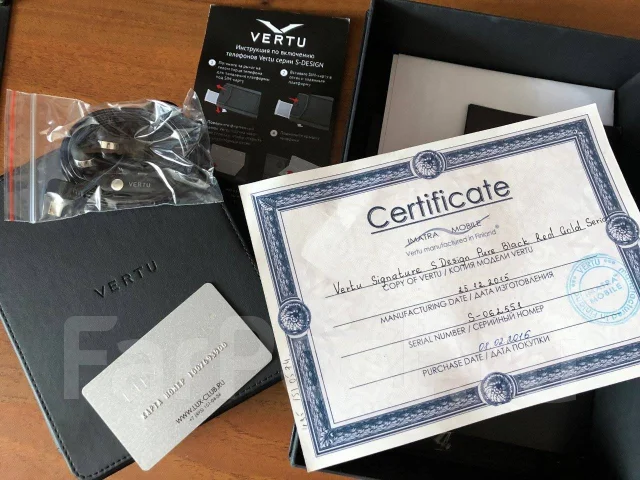 Vertu Signature. �/�, ������ ����