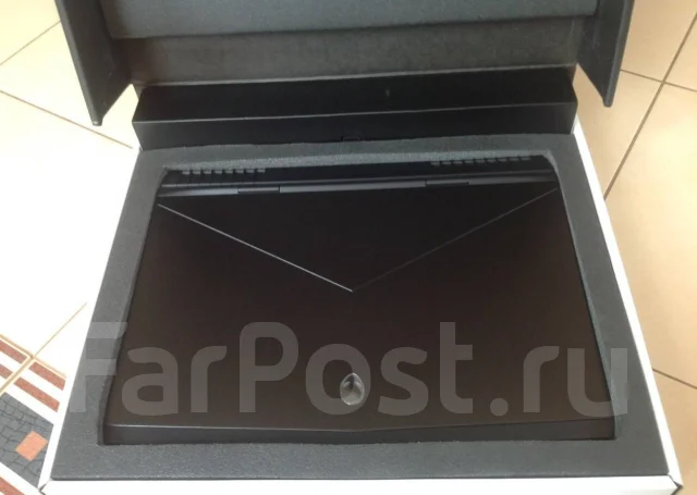 Dell Alienware 17 R5. 17.3" ����