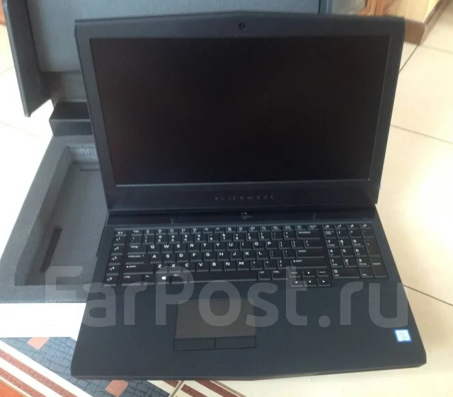 Dell Alienware 17 R5. 17.3" ����