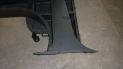 Накладка на стойку. Ford Focus, BK, BL, BM, CB8 Двигатели: ECOBOOST, IQDB, JQDA, JQDB, JTDA, JTDB, M1DA, M2DA, M8DA, M8DB, M9DA, M9DB, MUDA, NGDA, NGD...