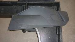 Обшивка багажника. Ford Focus, BK, BL, BM, CB8 Двигатели: ECOBOOST, IQDB, JQDA, JQDB, JTDA, JTDB, M1DA, M2DA, M8DA, M8DB, M9DA, M9DB, MUDA, NGDA, NGDB...