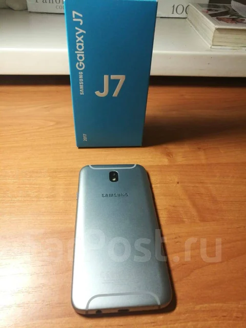 Samsung Galaxy J7. �/� ����