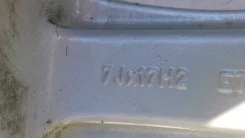 Alutec. 7.0x17", ET45 ����