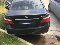 Lexus LS460L ����