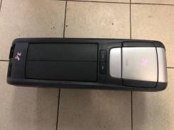 Подлокотник. Toyota Harrier Hybrid, MHU38W Двигатель 3MZFE