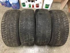 Bridgestone Ice Cruiser 7000. Зимние, шипованные, 2014 год, 30 %, 4 шт