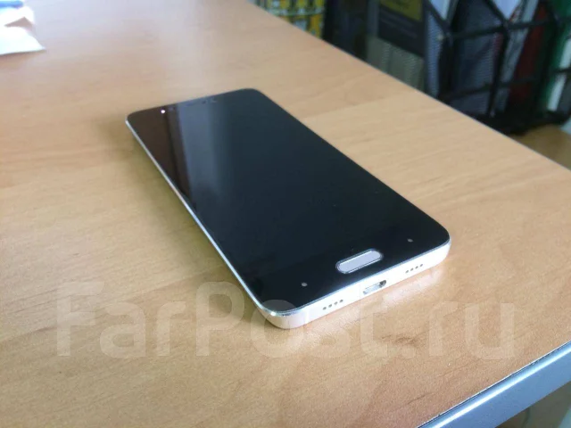 Xiaomi Mi5. �/�, �������, ������, 4G LTE, Dual-SIM ����