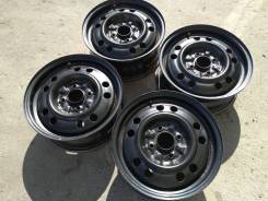 Nissan. 6.0x15", 4x114.30, ET40, ЦО 66,1 мм.