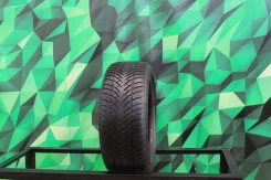 Goodyear Eagle Ultra Grip GW-3. ������, ��� �����, 2015 ���, �/�, ����� 10�% ����