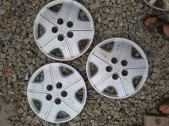 Три оригинальных колпака R15 Honda. 5x114.3 . Отправлю в регионы. Диаметр 15"", 1 шт
