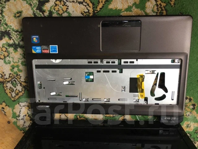 Asus K52JU. 15.6", WiFi: 1 ����