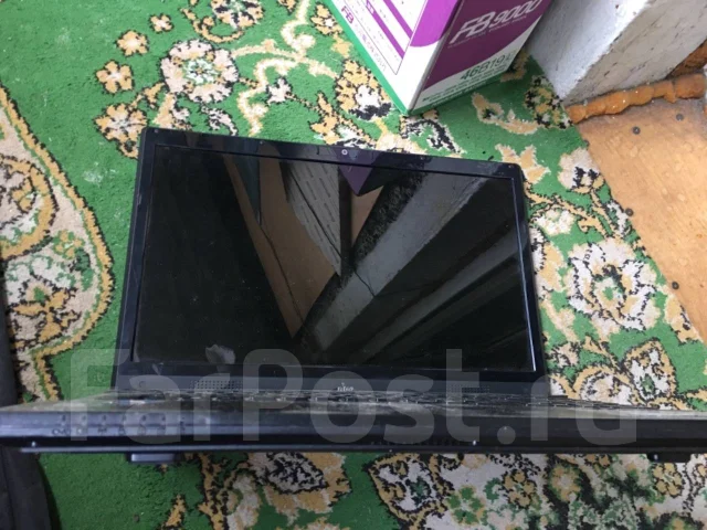 Asus K52JU. 15.6", WiFi: 1 ����
