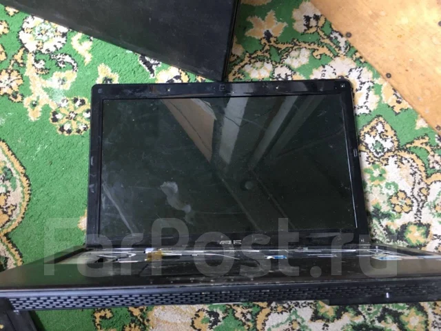 Asus K52JU. 15.6", WiFi: 1 ����