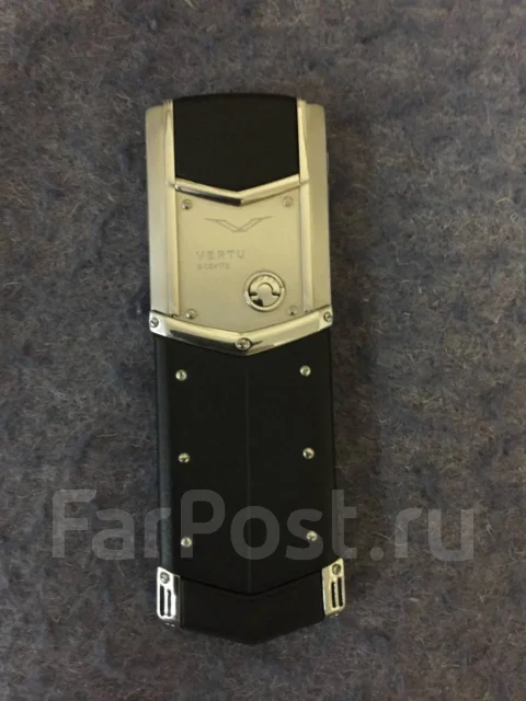 Vertu Signature. ����� ����