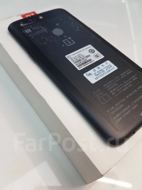 OnePlus 5T. �����, ������, 4G LTE, Dual-SIM ����