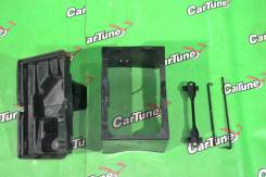 Крепление аккумулятора. Toyota Celsior, UCF30, UCF31 Двигатель 3UZFE