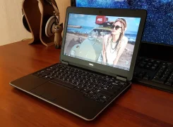 Dell Latitude E7240. 12.5", 2,5����, ��� 4 ��, ���� 128���, WiFi, Bluetooth, ����������� �� 4��.