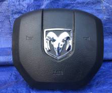 Подушка безопасности водителя. Dodge Ram, DJ/DS Двигатель EZH