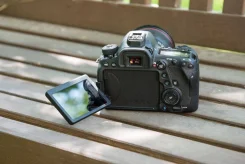 Canon EOS 6D Mark II ����