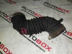 Патрубок воздухозаборника. Toyota: Premio, Allion, Corolla Spacio, WiLL VS, Allex, Corolla Axio, Avensis, Corolla Verso, Corolla, Opa, Caldina, Wish...