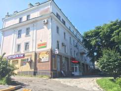Сдаётся 258 м2 в центре города. Улица Набережная 16, р-н Центр, 258 кв. м., цена указана за квадратный метр в месяц. Дом снаружи