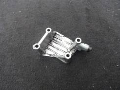 Кронштейн опоры двигателя. Mitsubishi Pajero, H66W, H76W Mitsubishi Pajero Pinin, H66W, H67W, H77W Mitsubishi Pajero iO, H61W, H62W, H66W, H67W, H71W...