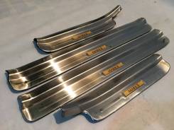 Порог пластиковый. Toyota Mark II, GX90, JZX90, JZX90E, LX90Y, JZX91E, SX90, LX90, JZX93, JZX91 Двигатели: 2LTE, 2JZGE, 4SFE, 1GFE, 1JZGTE, 1JZGE