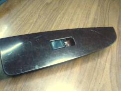 Кнопка стеклоподъемника. Toyota Mark II, LX100 Toyota Cresta, LX100 Toyota Chaser, LX100, SX100 Двигатели: 2LTE, 4SFE