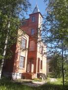 Замок в Павловске. Улица Социалистическая 10 кор. 2, р-н Пушкинский, площадь дома 735 кв. м., централизованный водопровод, электричество 10 кВт, от ча...