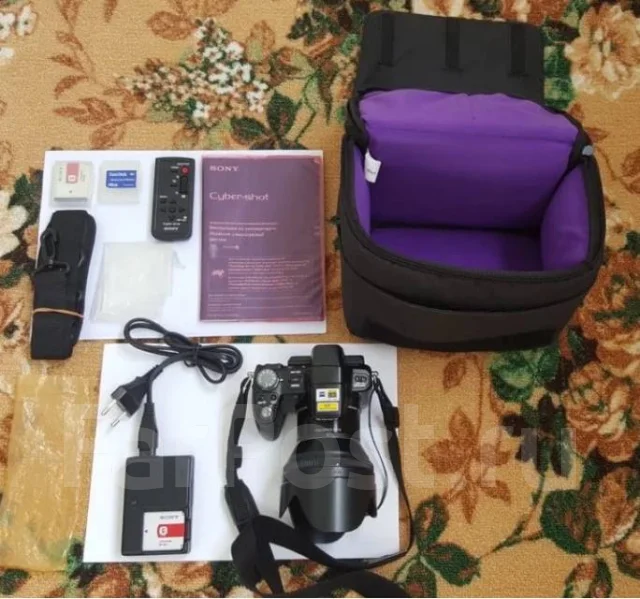 Sony Cyber-shot DSC-H50 ����