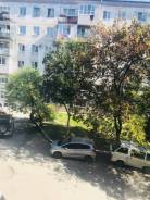 Комната, улица Нахимовская 8а. Заводская, агентство, 18 кв. м. Вид из окна днем
