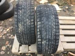 Bridgestone ST30. Зимние, без шипов, 2011 год, 40 %, 2 шт