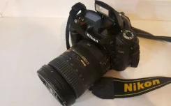 Nikon D90