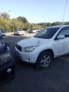 Toyota RAV4. автомат, 4wd, 2.4 (170 л.с.), бензин, 80 000 тыс. км