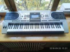 Продам синтезатор МК 935 .