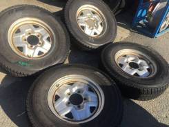 Suzuki. 5.0x16", 5x139.70