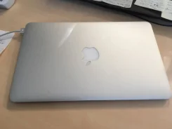 Apple MacBook Air 11 2015 Early. 11", 1,6���� ����