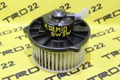 Мотор печки. Mazda Bongo Brawny, SD29M, SD29T, SD2AM, SD2AT, SD59M, SD59T, SD5AM, SD5AT, SD89T, SDEAT, SR29V, SR2AM, SR2AV, SR59V, SR5AM, SR5AV, SR89V...