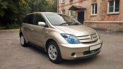 Toyota ist. Без водителя