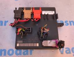 Блок комфорта. Audi A4, 8E2, 8E5, 8H7 Audi S4, 8E2, 8E5, 8H7 Двигатели: AKE, ALT, ALZ, AMB, AMM, ASN, AVB, AVF, AVJ, AVK, AWA, AWX, AYM, BAU, BBJ, BBK...