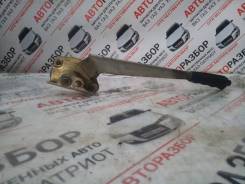 Ручка ручника. ГАЗ 31105 Волга