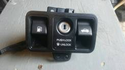 Кнопка открывания багажника и бензобака Lexus GS300 Toyota Aristo. Toyota Aristo, JZS160, JZS161 Toyota Celsior, UCF20, UCF21 Lexus LS400, UCF20 Lexus...