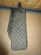 Подставка под ногу. Audi A4, 8EC, 8ED, 8H7, 8HE, 8K2 Двигатели: ALT, ALZ, AUK, BBJ, BDG, BFB, BGB, BKN, BLB, BPG, BRE, BWE, BWT