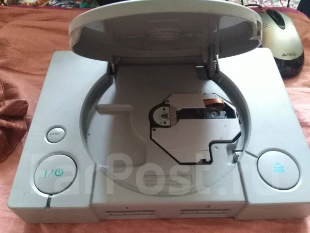 Sony PlayStation One ����