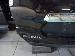 Накладка на дверь багажника. Nissan X-Trail, DNT31, NT31, T31, T31R, TNT31 Двигатели: M9R, MR20DE, QR25DE